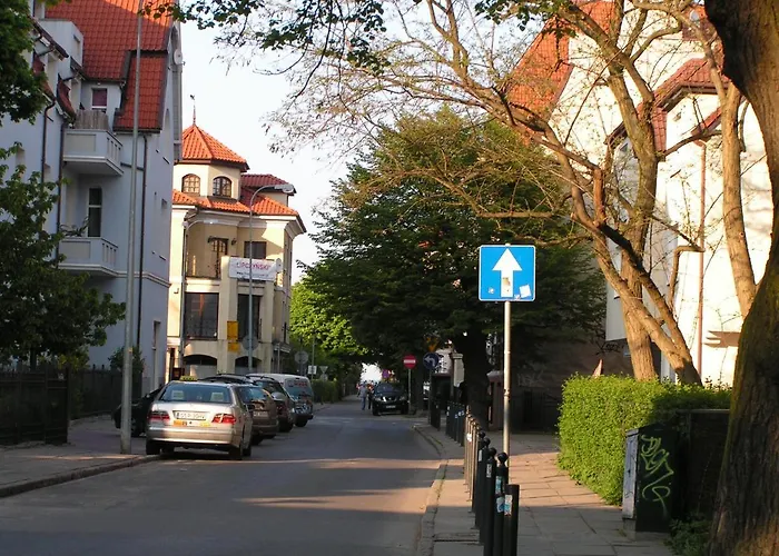 W Dolnym Sopocie, Ul Chrobrego, 270m Do Plazy, 500m Do Monte Cassino * Zoppot