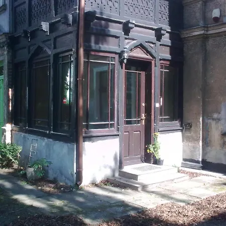 W Dolnym Sopocie, Ul Chrobrego, 270m Do Plaży, 500m Do Monte Cassino